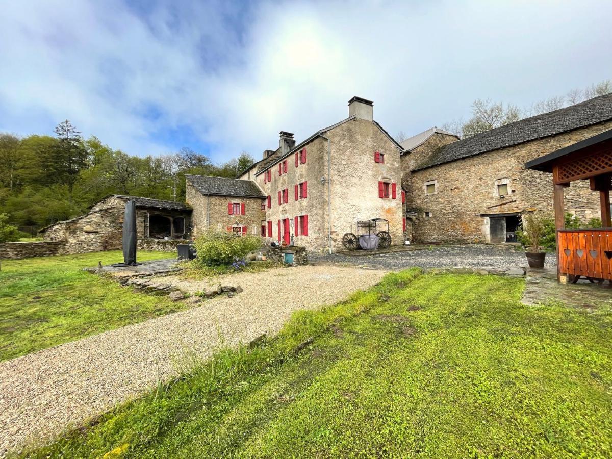 Le Mas Bertrand Villefranche-de-Panat Exterior photo